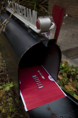 Usps gamefly treatment consumerist Why We Signed Up For Netflix Movies In The Mail… Again | The Gadgets